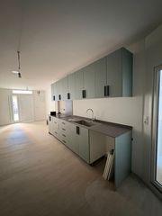 House in Catarroja. Vivienda en planta baja con dos terrazas en catarroja