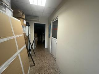Local Comercial a Albal. Local comercial en zona supermercado economy de albal