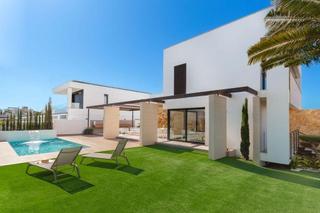 Xalet en Campoamor. Se vende chalet tipo villa en la dehesa de campoamor