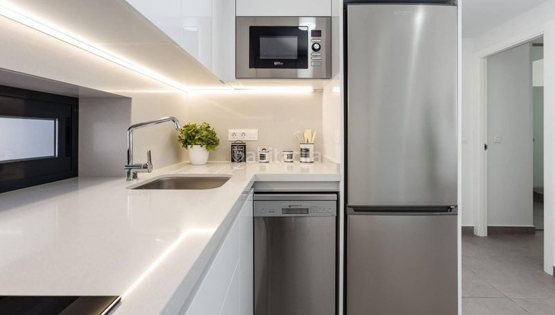 Foto ad0c70f9-0240-47fa-becf-0179f69d23dc. Apartament amb piscina a Almoradí
