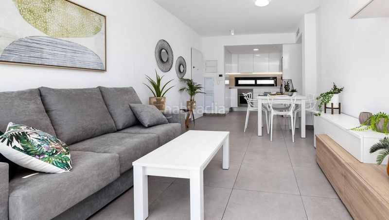 Foto c2cac753-720f-4305-a4ff-5c07472bc551. Apartament amb piscina a Almoradí