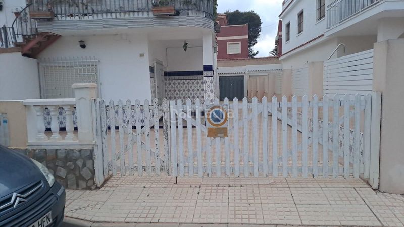 Foto 2d65faed-c4eb-40f3-bdb5-f6a3f9c32097. Casa amb aparcament a Torre de la Horadada Pilar de la Horadada
