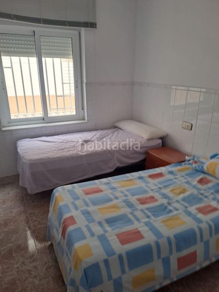 Foto cc1b1b62-1672-4f7e-b7c8-90bc27896bc6. Casa amb aparcament a Torre de la Horadada Pilar de la Horadada