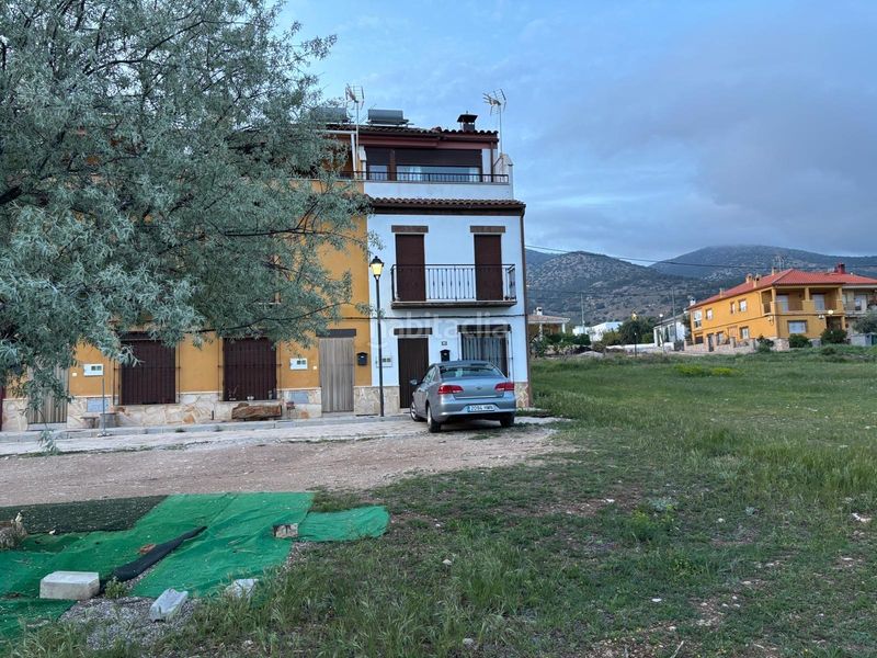 Foto 173c6c16-a14b-42bc-bc0b-391f0b473f97. Casa amb aparcament a Moratalla