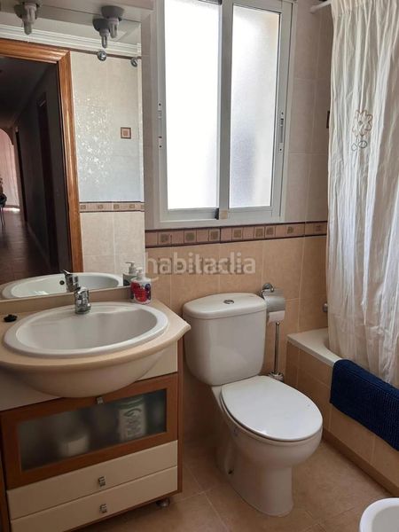 Foto cc1dde65-2809-4c0e-a315-6bb1b5e5fde4. Apartament amb aparcament a Centro - Muelle Pesquero Torrevieja