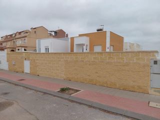 Xalet a Jerónimo y Avileses. Se vende chalet en sierra golf