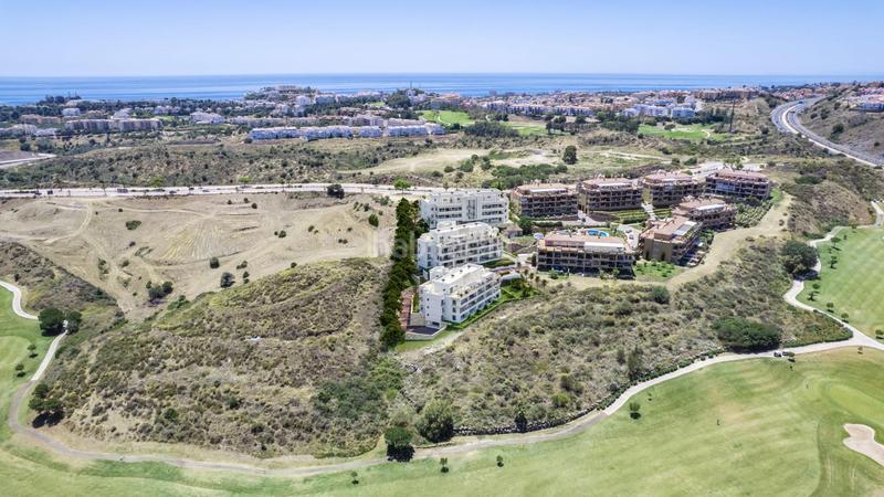Foto 484a0efd-558f-48e7-8791-216d65a234aa. Penthouse with parking pool in Riviera del Sol Mijas