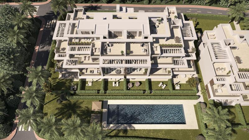 Foto c16a29b3-3cf5-4cf8-9f27-6e4c8622032a. Àtic amb piscina a La Concha - Resina Golf Estepona