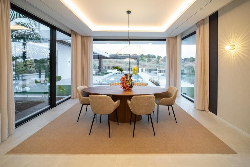 Foto 6ca14b31-6108-4bfb-a5d3-a7efd1cf5b36. Xalet a Paraiso - Barronal Estepona