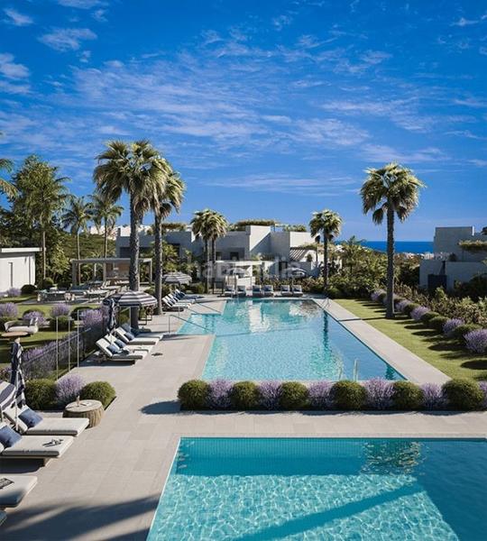 Foto ac4904e4-6a72-43ca-8057-68da090c605b. Appartement mit pool in bahía de Casares Casares