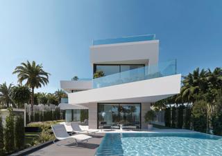 Chalet en Calahonda. Villa en mijas