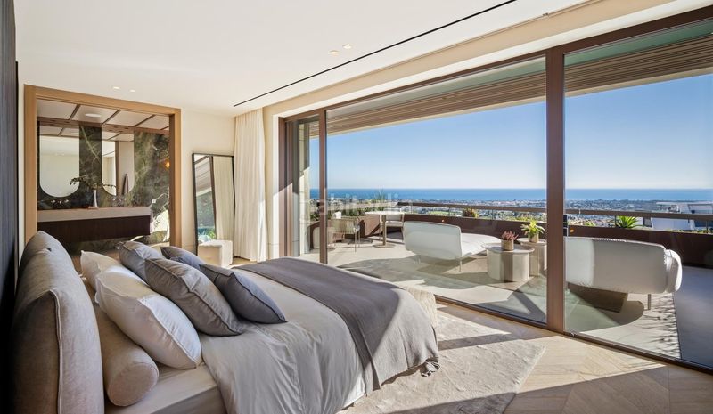 Foto 2b16c313-7ba9-488f-a9f9-1f2590f5b9eb. Xalet amb piscina a La Quinta Benahavís