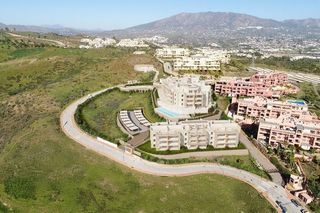 Ático en Hipódromo - Cerrado del Águila. Ático en las lagunas de mijas