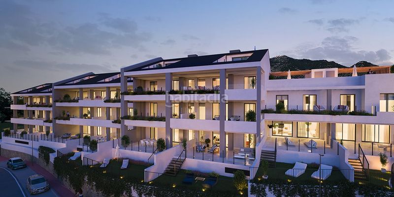 Foto a420448d-1c3f-45d3-aa00-b223d8c2a820. Àtic amb piscina a Zona Centro Comercial Torrequebrada Benalmádena