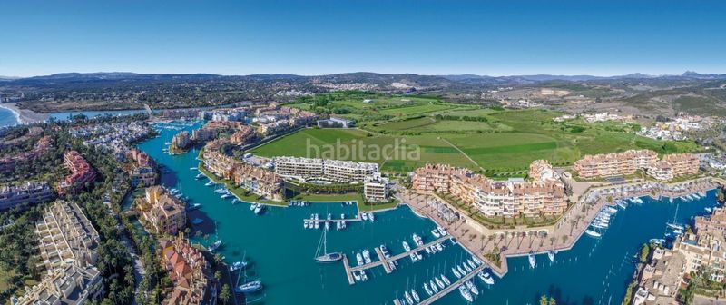 Foto 1cdd69e6-f82c-4a51-80a3-7e1ffa613509. Àtic amb piscina a Chullera Manilva