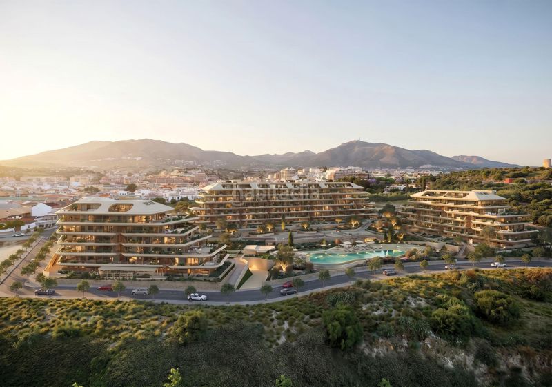 Foto 2b7d6bdc-3cbd-4137-9f49-2912a0c5a581. Apartament amb aparcament piscina a Los Pacos Fuengirola