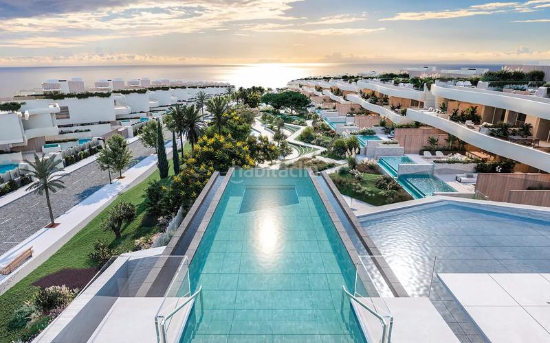 Foto 18bf30c2-5c26-4561-acde-e88c2bd0c9ca. Casa adossada amb piscina a Las Chapas - Alicate Playa Marbella