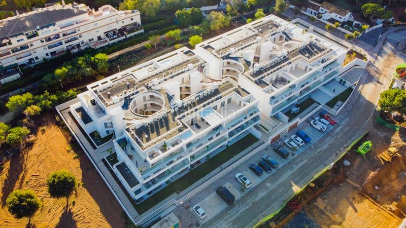 Foto 246fce7e-9ac3-43bf-a413-c816bd7b2276. Appartement mit parking pool in Real de Zaragoza Marbella