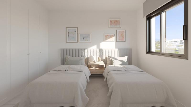 Foto 2514280b-4f6c-425e-aa32-c941d0ea0a3f. Apartament amb aparcament piscina a Zona Calvario Estepona