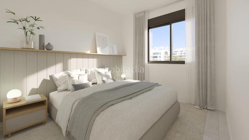 Foto b2608084-d87c-40ee-b7d5-920c975c0fc5. Apartament amb aparcament piscina a Zona Calvario Estepona