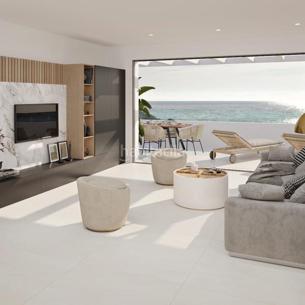 Foto f79b1b9d-4cf7-401b-93ed-a76299d3ffe3. Apartament amb aparcament a Guadalobón Estepona