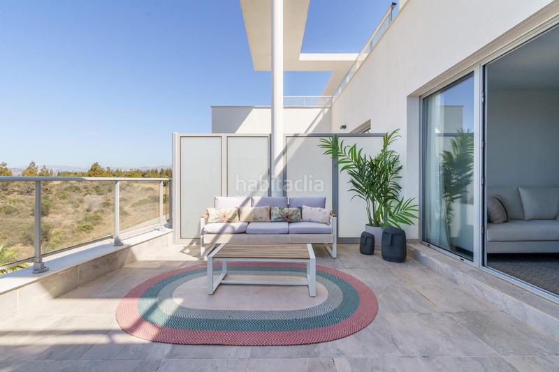 Foto d1b207be-74b9-4c88-8848-daf5793c7676. Apartament amb aparcament piscina a El Faro de Calaburra - Chaparral Mijas