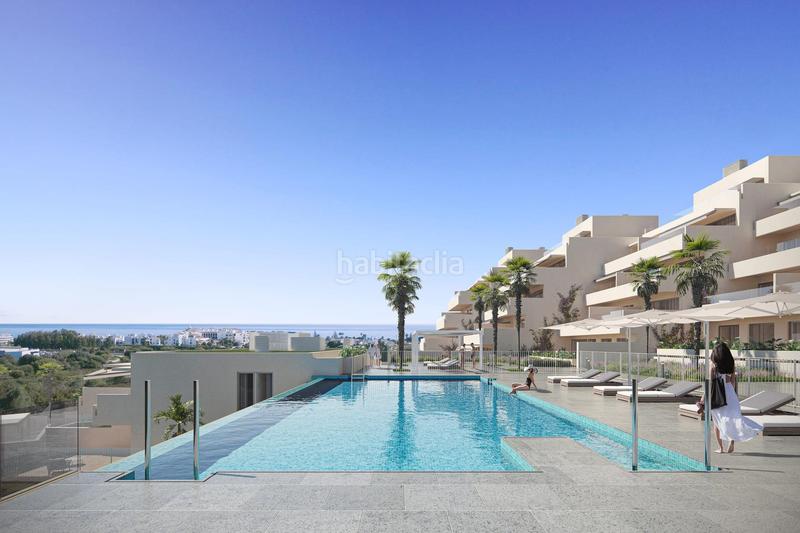 Foto 39daa46a-2d40-4ee4-a859-b44012775887. Dachwohnung mit parking pool in Bahía Dorada Estepona