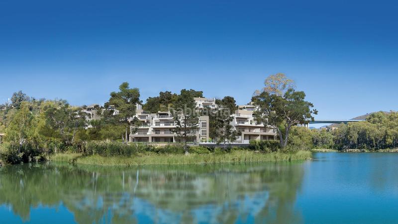 Foto 12a7ad25-f150-483b-834e-b95ae639d91e. Dachwohnung mit parking pool in Los Naranjos Marbella