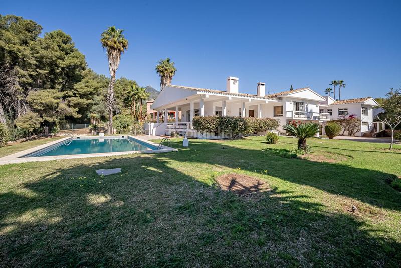 Foto 81cc781d-207f-4d5e-992e-555523258c9e. Chalet en Valdeolletas - Las Cancelas - Xarblanca Marbella