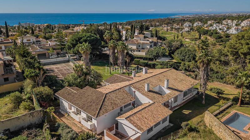Foto c2623938-5bea-464d-b7d0-0a0987fb3e13. Chalet en Valdeolletas - Las Cancelas - Xarblanca Marbella