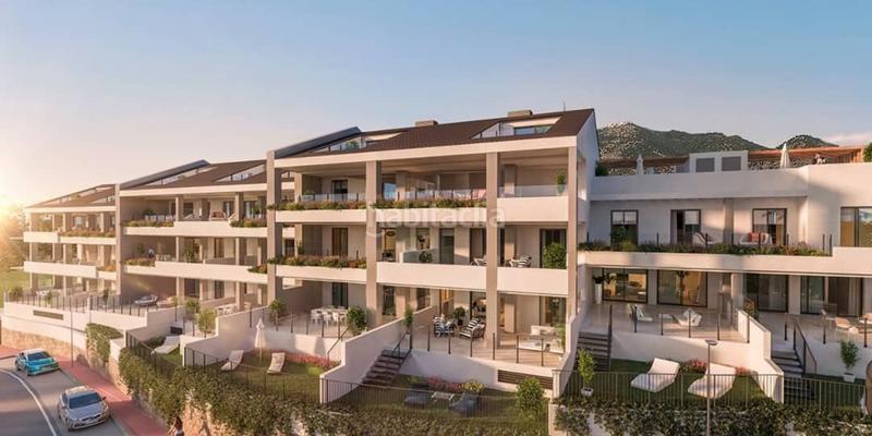 Foto b6605a3a-ed16-422d-bd11-2d80e1a9c212. Casa a schiera con piscina in Zona Centro Comercial Torrequebrada Benalmádena