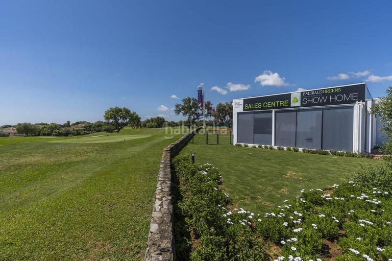 Foto 9a15549a-4c02-49c1-81f3-bb12d8a6fe4f. Apartament amb aparcament piscina a Sotogrande alto Sotogrande