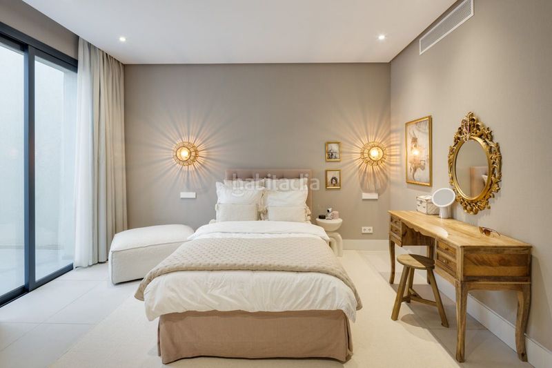 Foto e40442e4-f077-405b-8e26-7efad0506858. Chalet villa en Los Naranjos Marbella