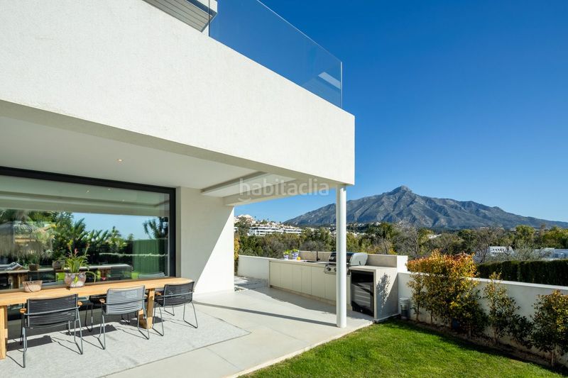 Foto fd4f37ab-e95e-450d-ae10-6c99bd353a54. Chalet villa en Los Naranjos Marbella