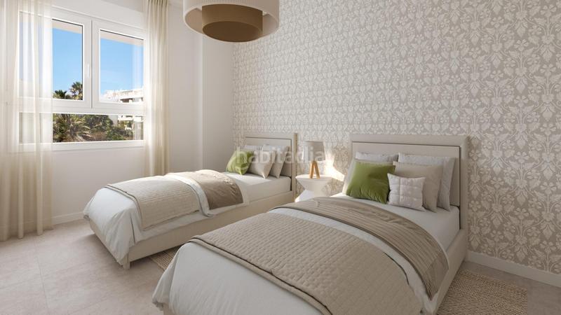 Foto f6eed9ec-85c7-4564-8aeb-43e82f6813c1. Apartament amb aparcament piscina a El Faro de Calaburra - Chaparral Mijas