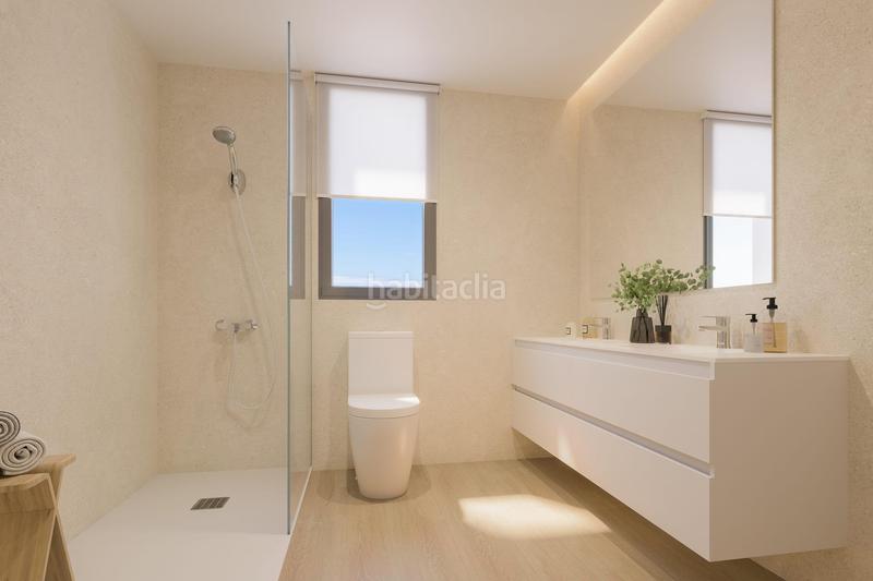Foto 81022cc7-9408-493b-b050-e50e30799dcd. Penthouse with parking pool in Chullera Manilva