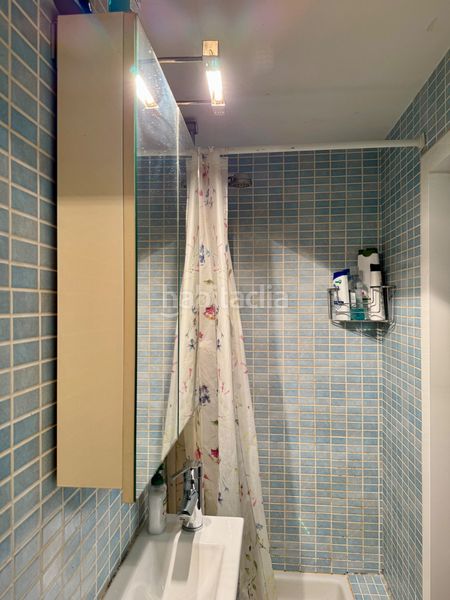 Foto eca604c2-efa3-47c3-b8e7-5f5f47943bf5. Pis a Raval Barcelona