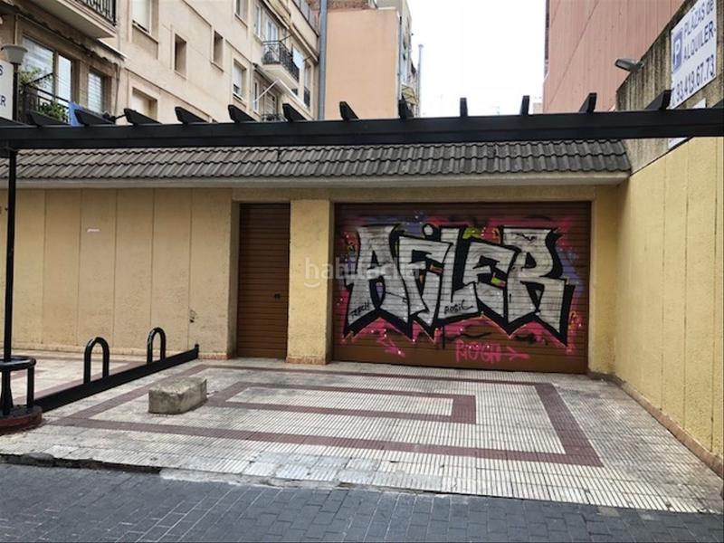 Foto 40ffc5e7-a4a1-4d09-bbf6-0017d8c81e4f. Lloguer aparcament cotxe a carrer de riego 8 a Sants Barcelona