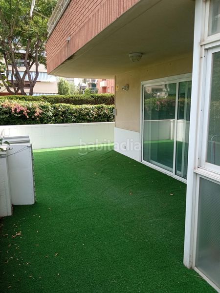 Foto e6d3cf90-b86c-4458-98cf-0a6445b2e9b8. Planta baja en carrer de l'ametlla de mar 10 ¡descubre tu oasis en el corazón ! en Salou