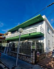 Pis a Carrer de guillem de montcada 21. Descubre una vivienda singular con encanto propio-barri de la sa