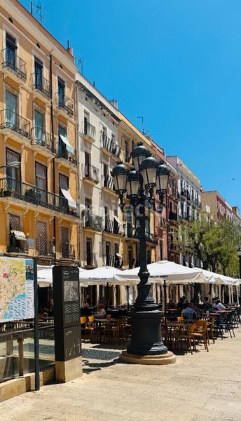 Foto 7672bf36-ade7-4784-ab92-180783a7fe5d. Apartamento ¡inversión única en el corazón histórico ! en Tarragona