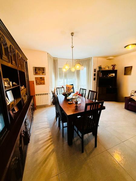 Foto f84ebccd-3a92-4152-8c4c-38c60ed6ce7b. House in ronda morell i vilallonga 18 in Mestral Reus