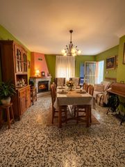 Casa en Carrer mestre serrano 13. Casa independiente a 4 vientos en edén park, el vendrell
