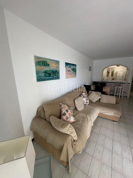 Foto 7bb84567-520e-4c5b-88ee-183ff18cfdd9. Apartament a carrer de la baixada platja cristall 17 a Miami Platja