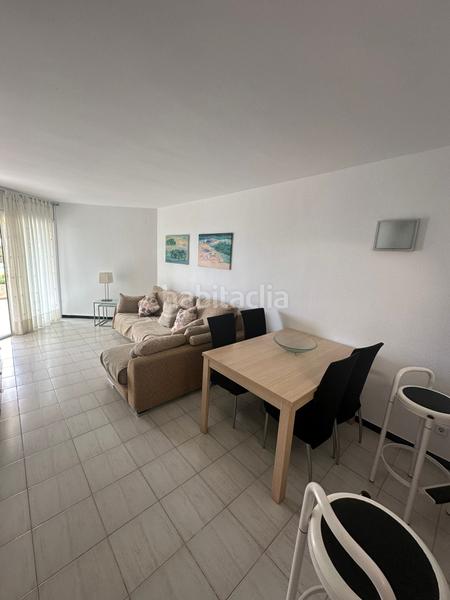 Foto 8119c807-4d6d-4abf-b812-09e0d1b697ab. Apartament a carrer de la baixada platja cristall 17 a Miami Platja