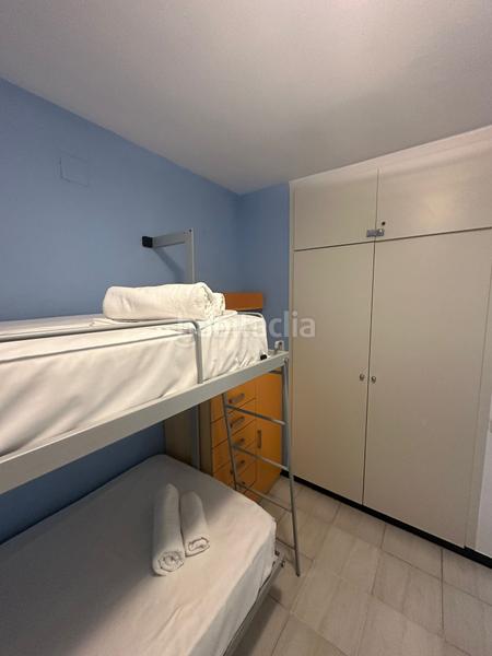 Foto a7f6065f-fe9b-40ac-8478-737ff4f25567. Apartament a carrer de la baixada platja cristall 17 a Miami Platja