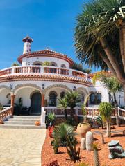 Chalet in Centre. Espectacular chalet esquinero en el centro de miami platja