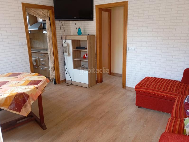Foto 1ebaa5d3-95fb-44ac-98ab-2852c7493945. Casa amb aparcament a Centre Miami Platja