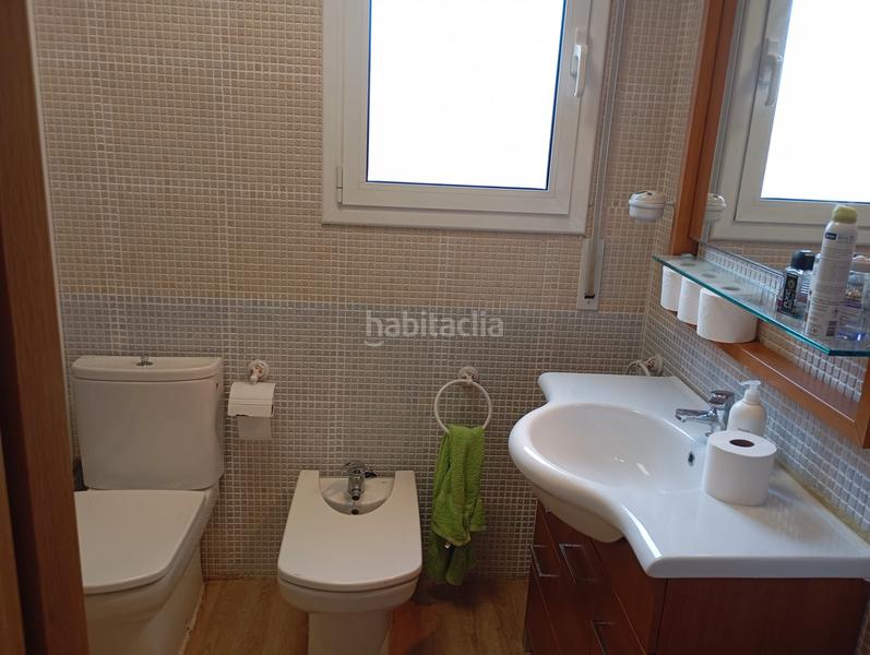 Foto 319f56bd-5b1f-4238-ba69-644436cc5361. Casa amb aparcament a Centre Miami Platja