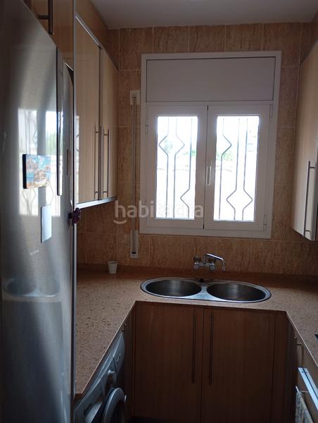 Foto 5ca15fe6-78fd-4302-8822-859d1049f943. Casa amb aparcament a Centre Miami Platja